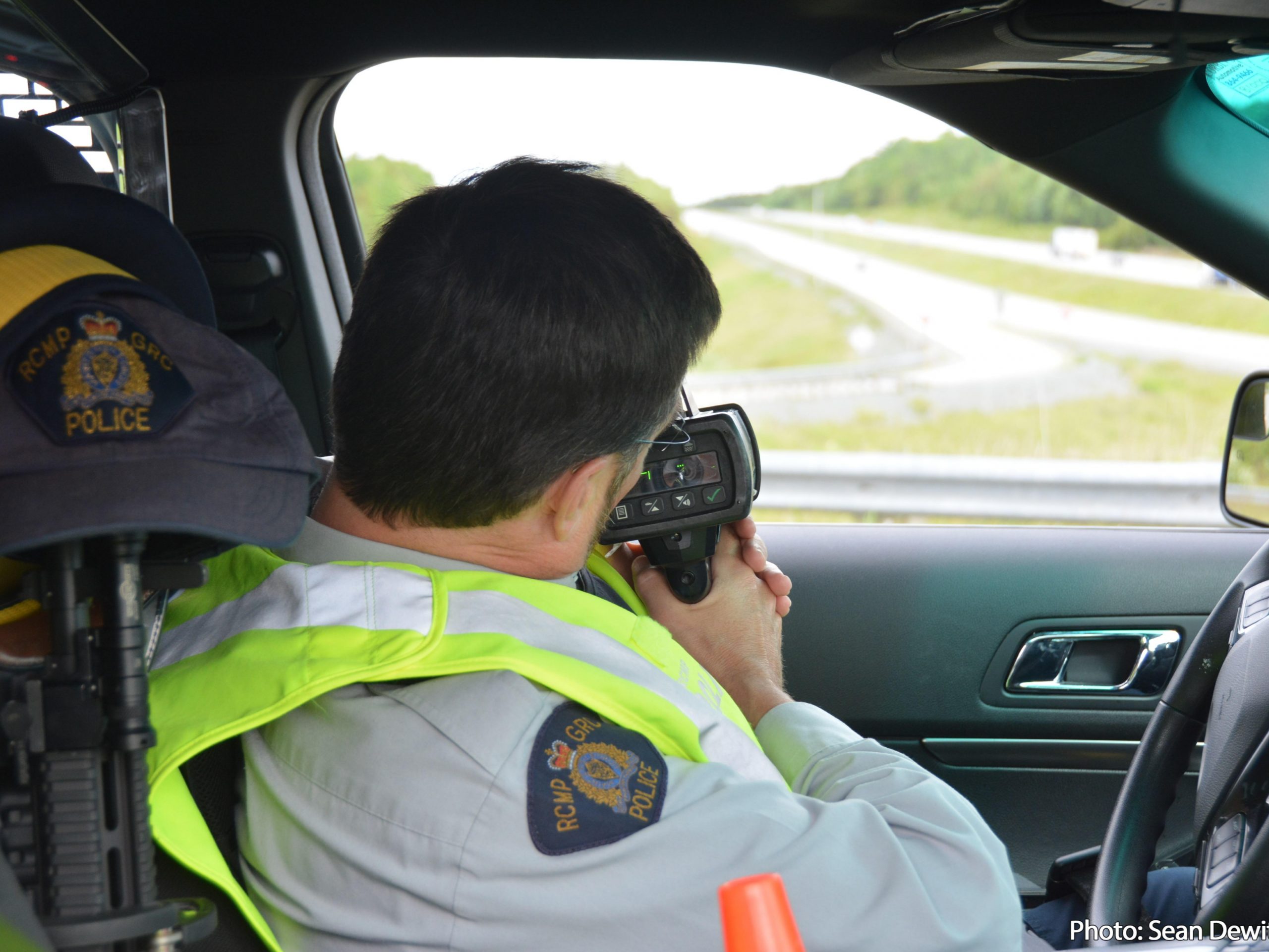 Two stunting drivers charged: 67 km/hr and 63 ​ km/hr over the limit