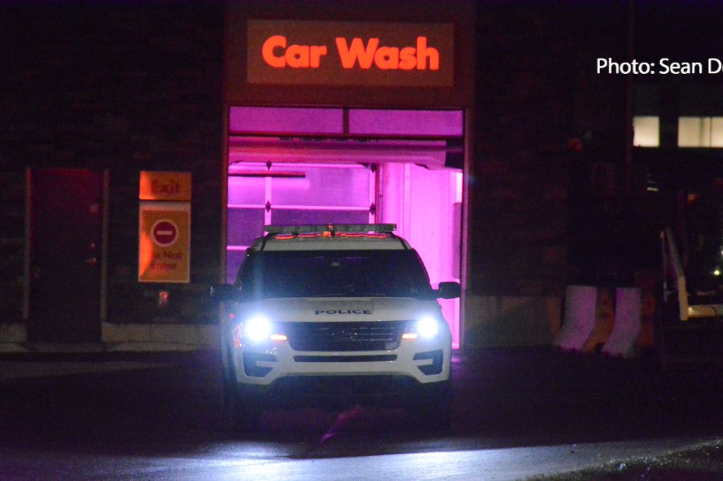 Two HRP Investigatlions: Police investigating robbery / Suspect arrested after B&E at construction site in Dartmouth