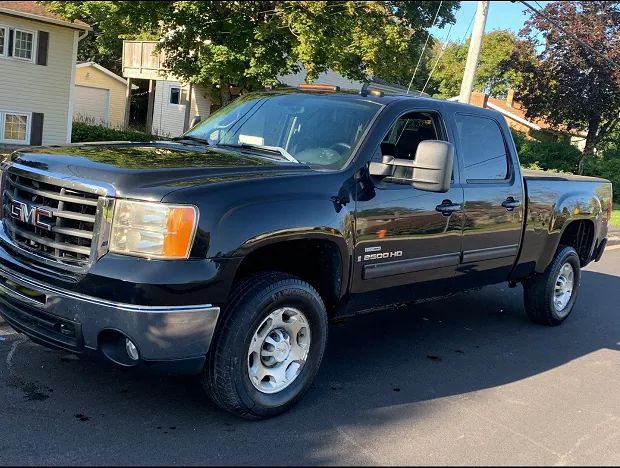 Help RCMPNS find a stolen truck