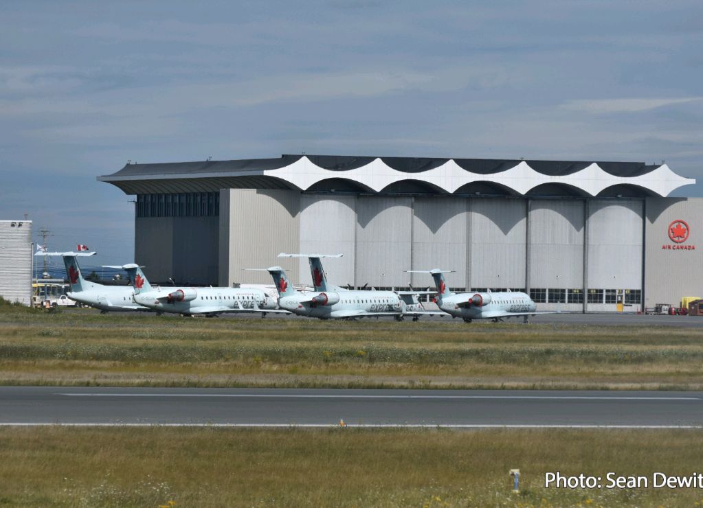 Potential exposure to COVID-19 on Air Canada (Sky Regional) flight from Toronto to Halifax