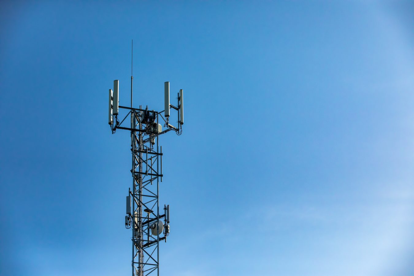 (Update) Rogers and Fido left without service after system goes down