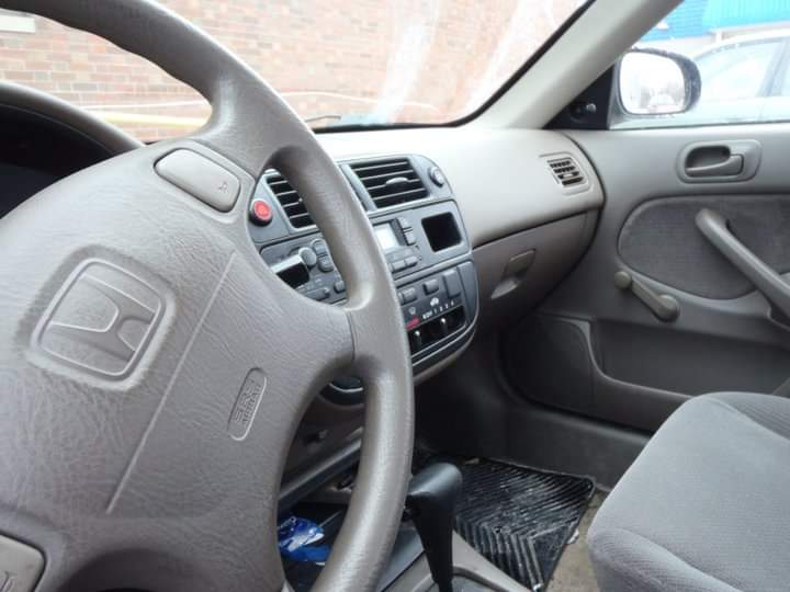 Two people arrested after multiple vehicle break-ins