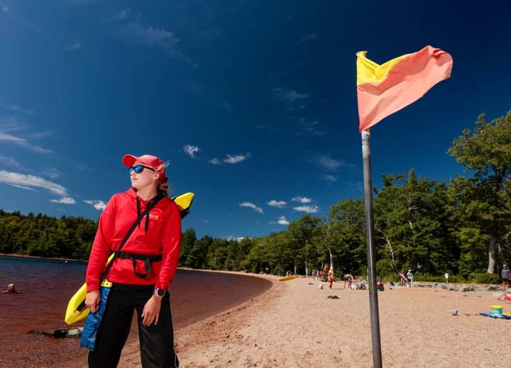 Daily lifeguard supervision at provincial beaches ends Sunday, August 29