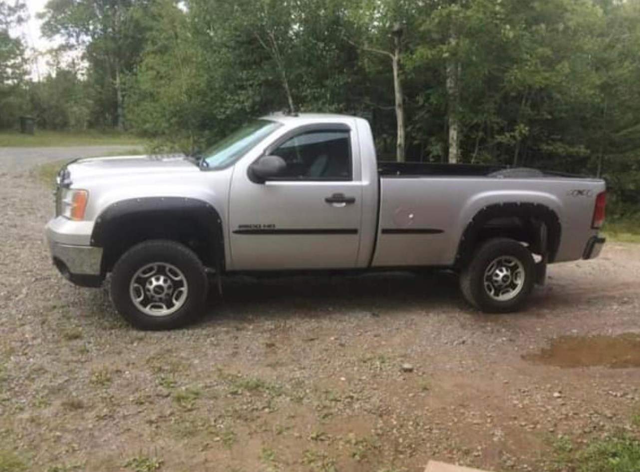 Halifax District RCMP is investigating a vehicle theft and a theft of tools on Cirrus Ln. in Elmsvale