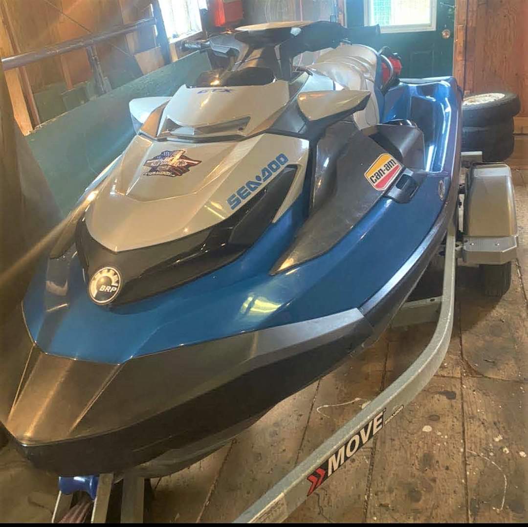 Have you seen this Seadoo and trailer?