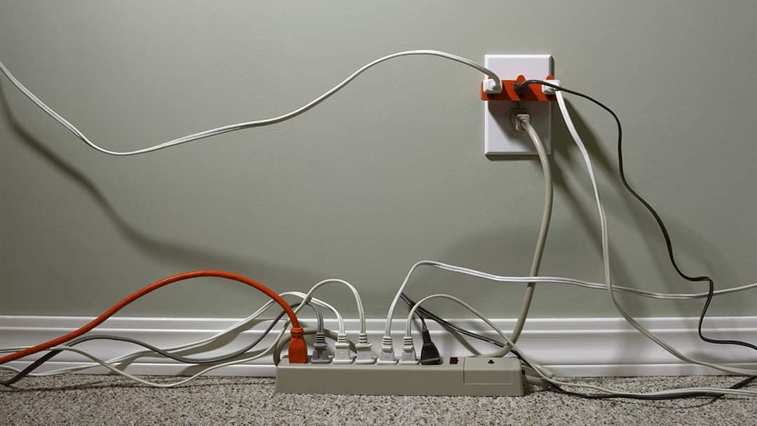 Christmas time decorating creates tempting unsafe use of extension cords & power bars