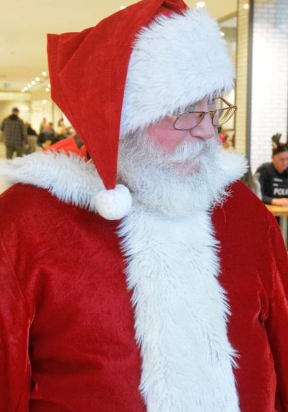 Canadian NORAD Region: Ready to escort Santa once again