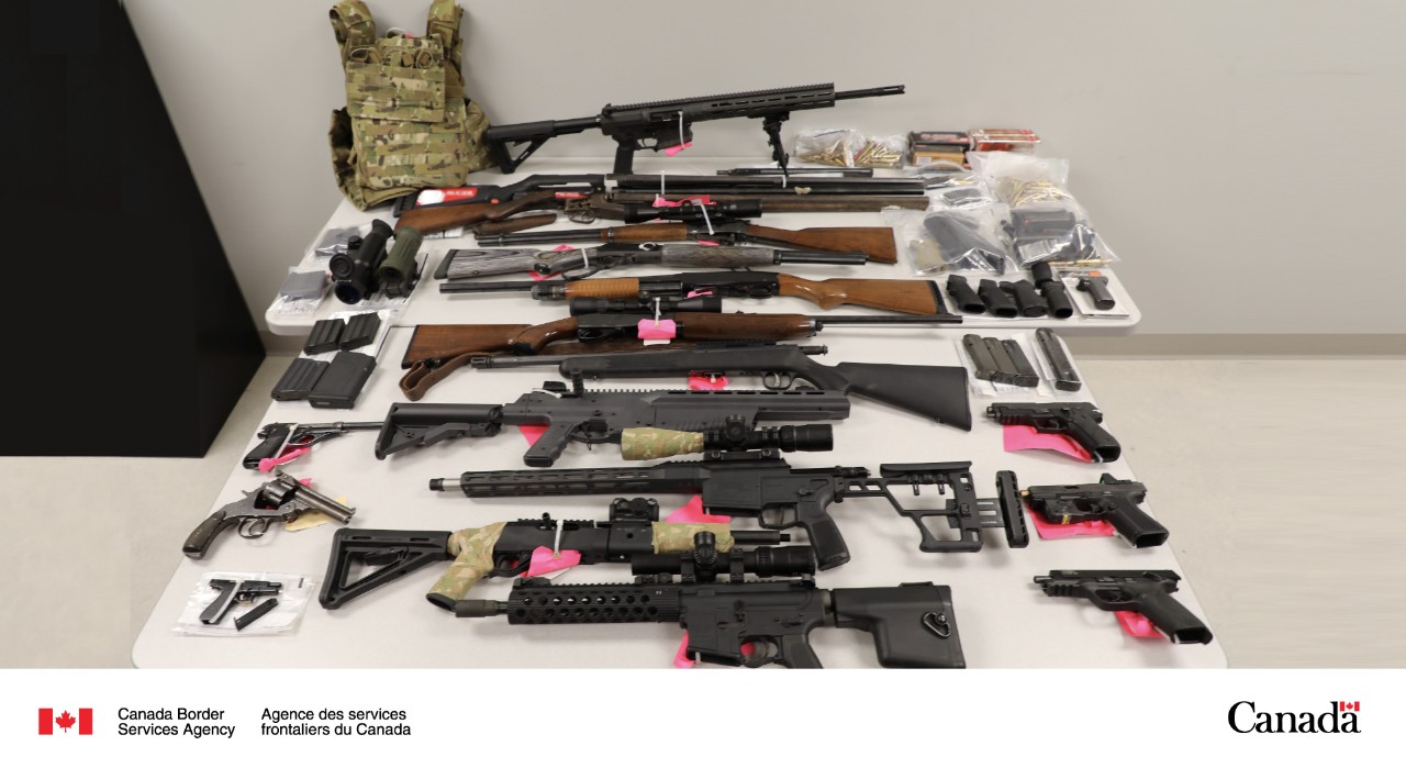 CBSA investigation leads to firearms and weapons charges 