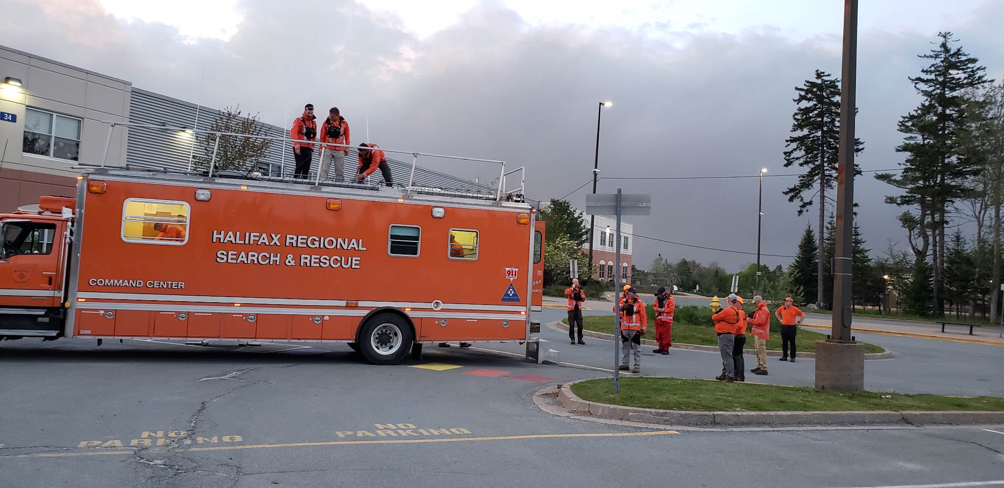 Volunteer Halifax SAR are setting up to assist in multiple roles required at the Tantallon Fire