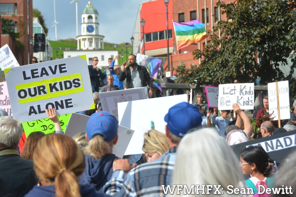 In photos - Trans rights in schools Sparks rally / counter rally in Halifax and across the nation
