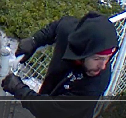 Police release photo of suspect involved in assault and attempted robbery