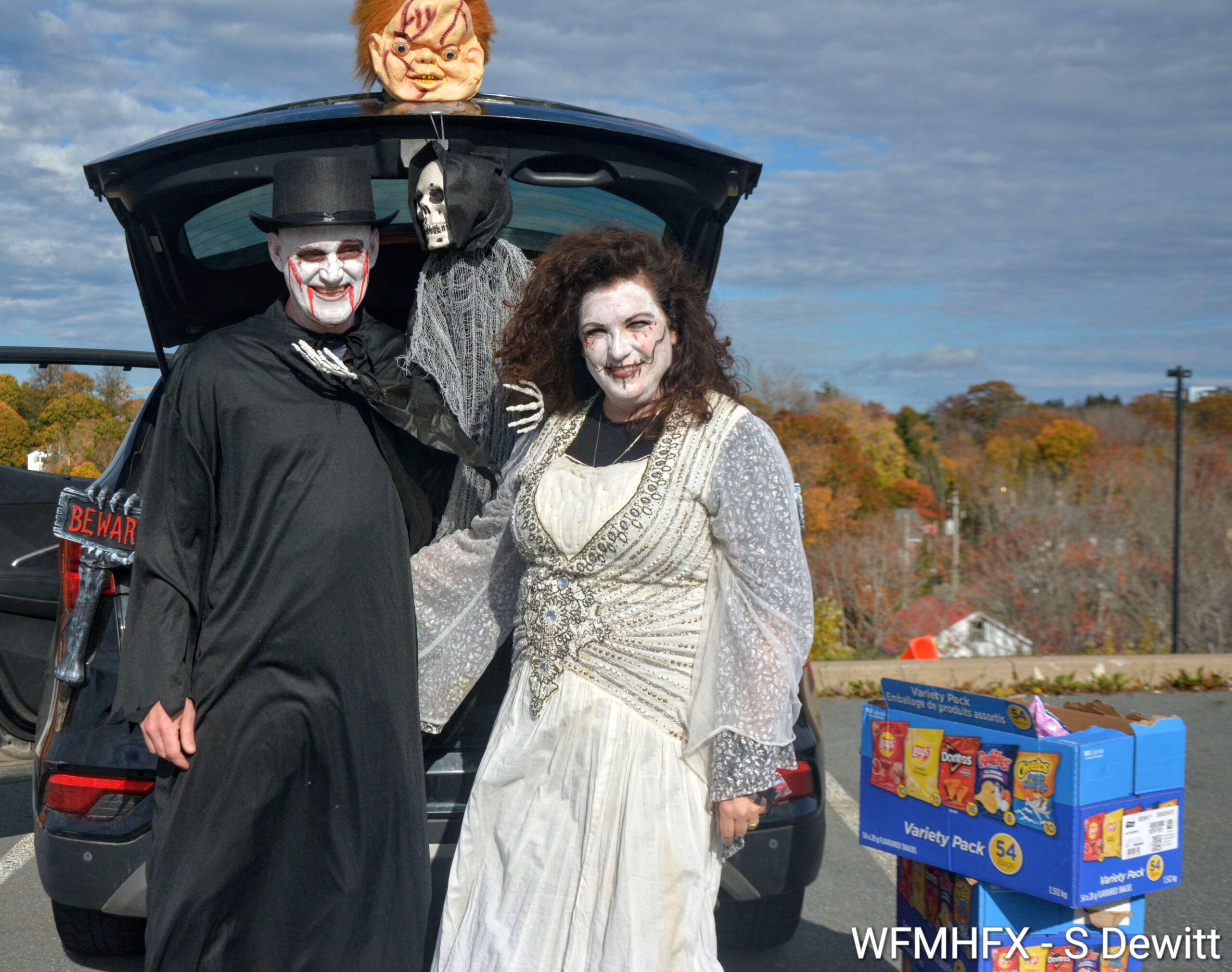 In photos - Community spirit (of Halloween) at a Trunk or Treat event in the Southdale area in Dartmouth!