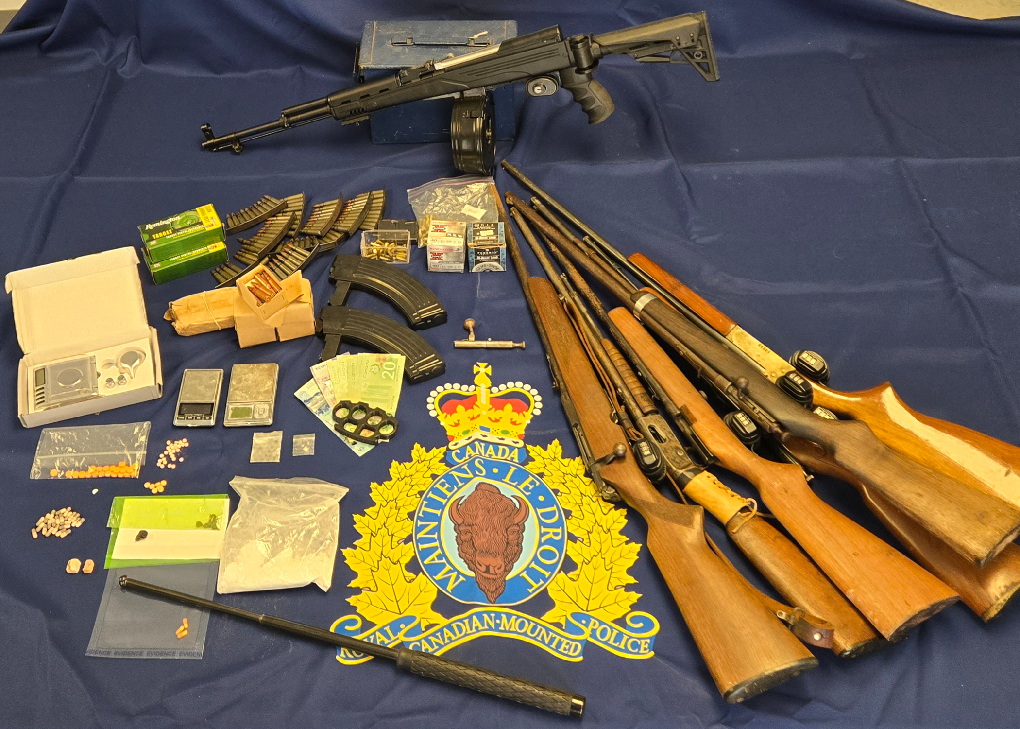 Police charge Antigonish man with drug trafficking offences, seize drugs and weapons  / Search warrant execution leads to seizure of fentanyl, fluorofentanyl