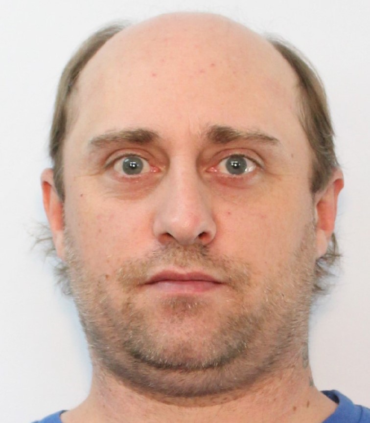 (Update) Man wanted on province-wide arrest warrant
