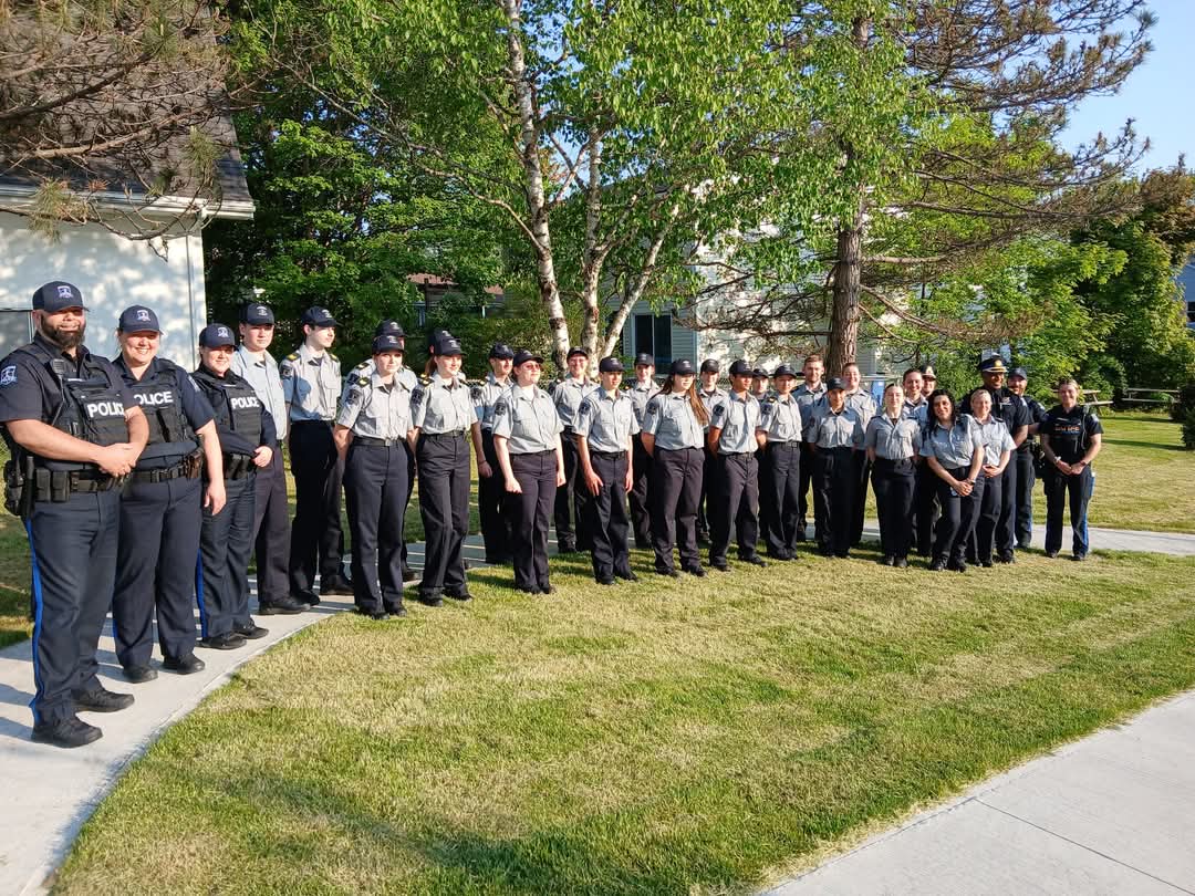 Deputy Chief Simmonds had the opportunity to join the graduates of the 2025 HRP Youth Program