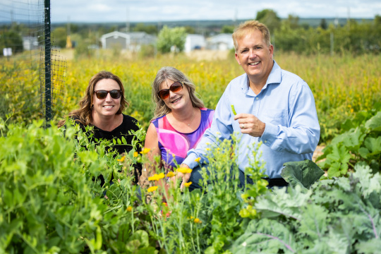 Province Helps Address Food Insecurity