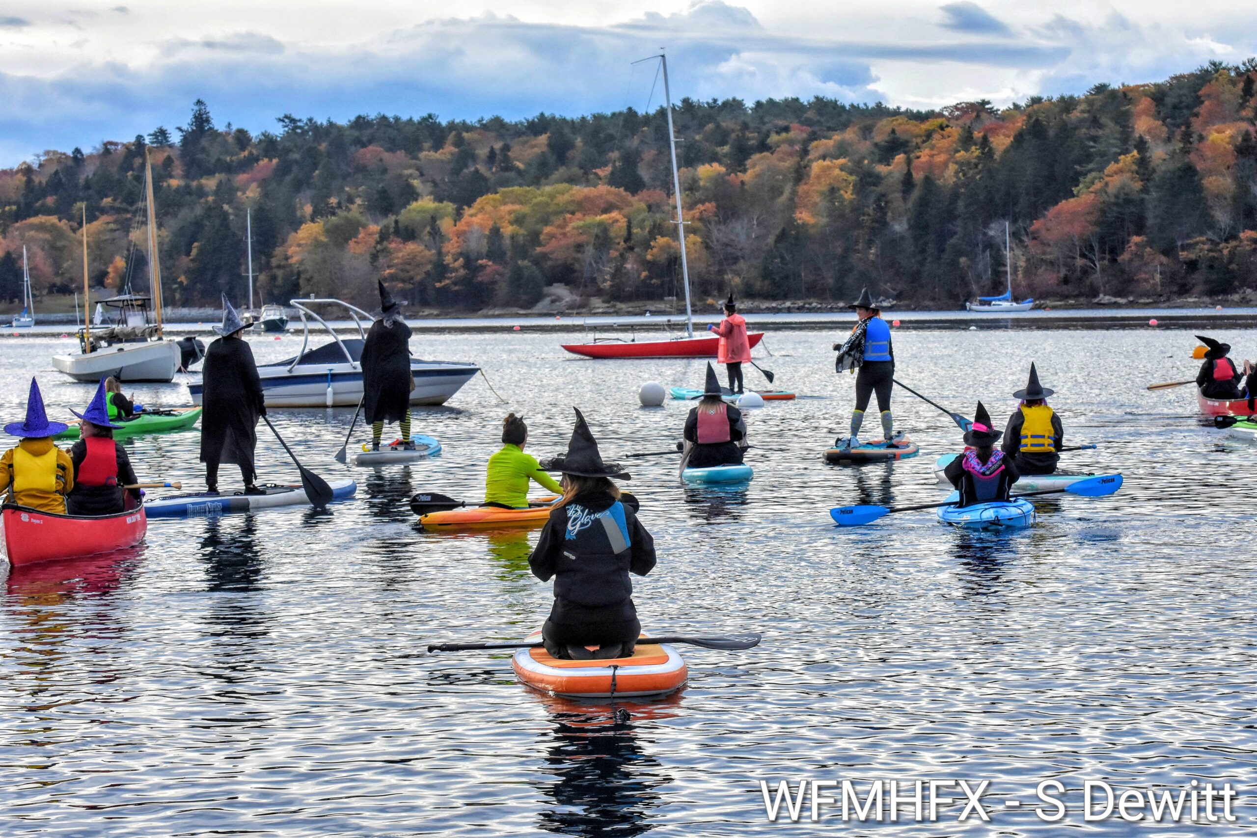 In photos - Witches gathered in wet masses, paddling instead of black magic!