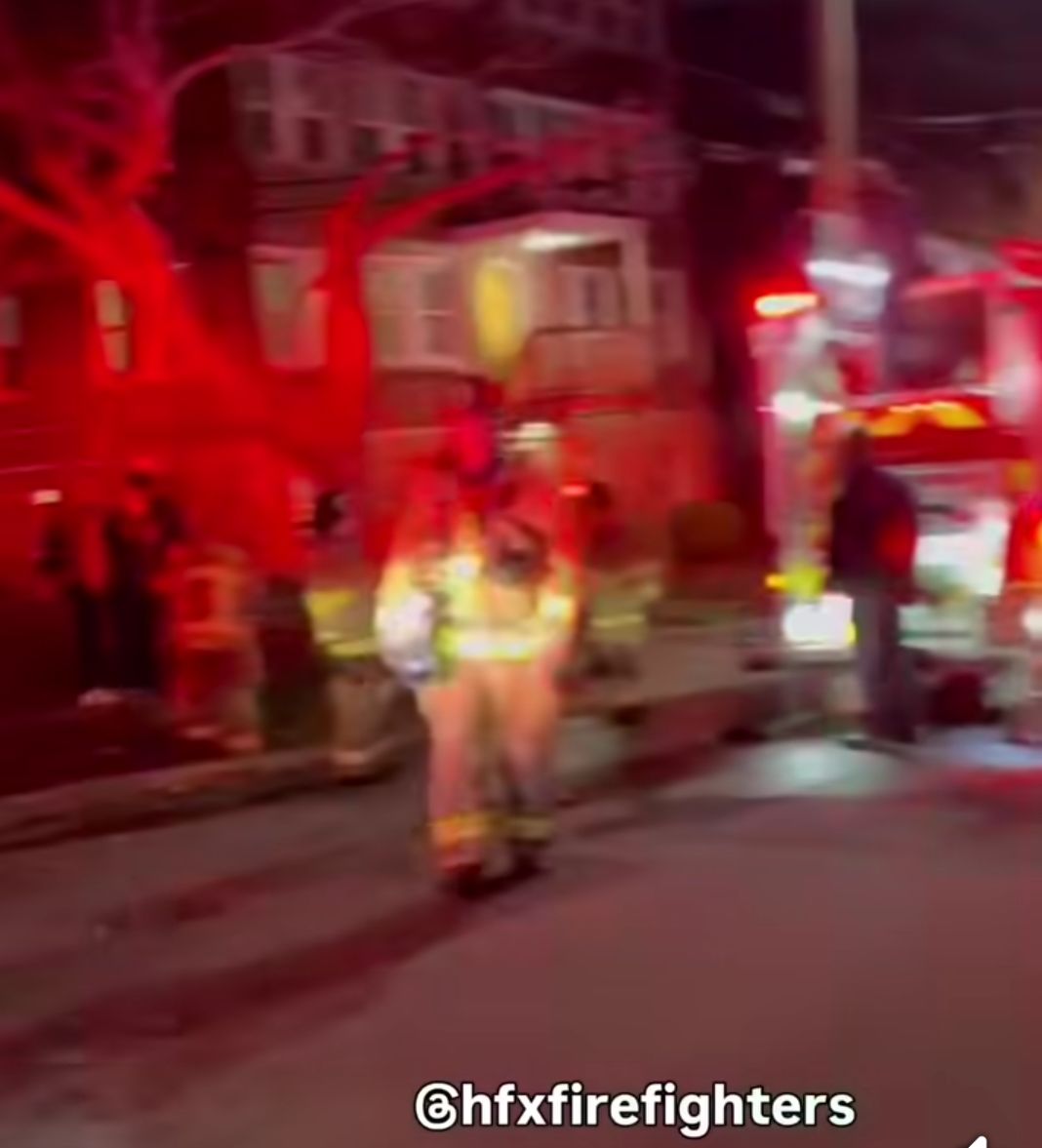 Shortly before midnight, #hfxfirefighters responded to reports of smoke coming from an apartment inside a four-storey residential building on Kent Street in Halifax