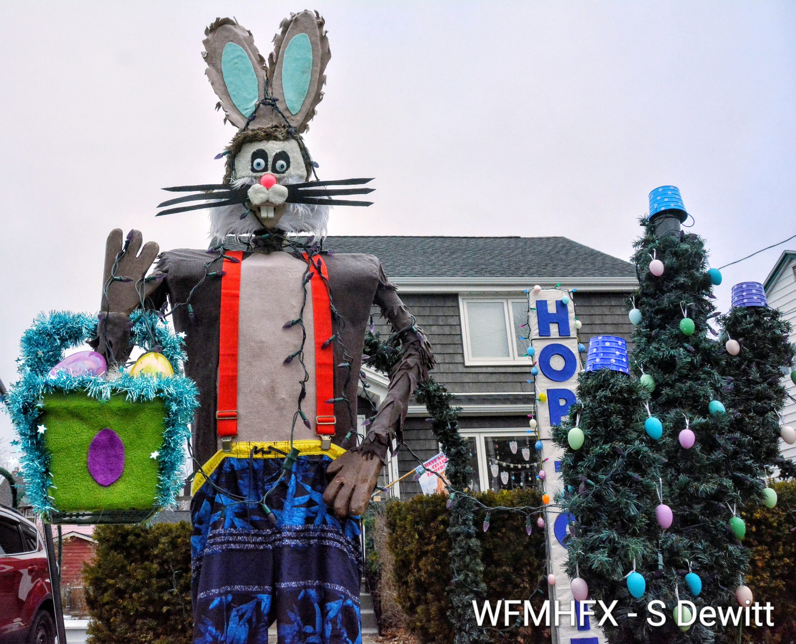 Municipal service level adjustments for the Easter long weekend